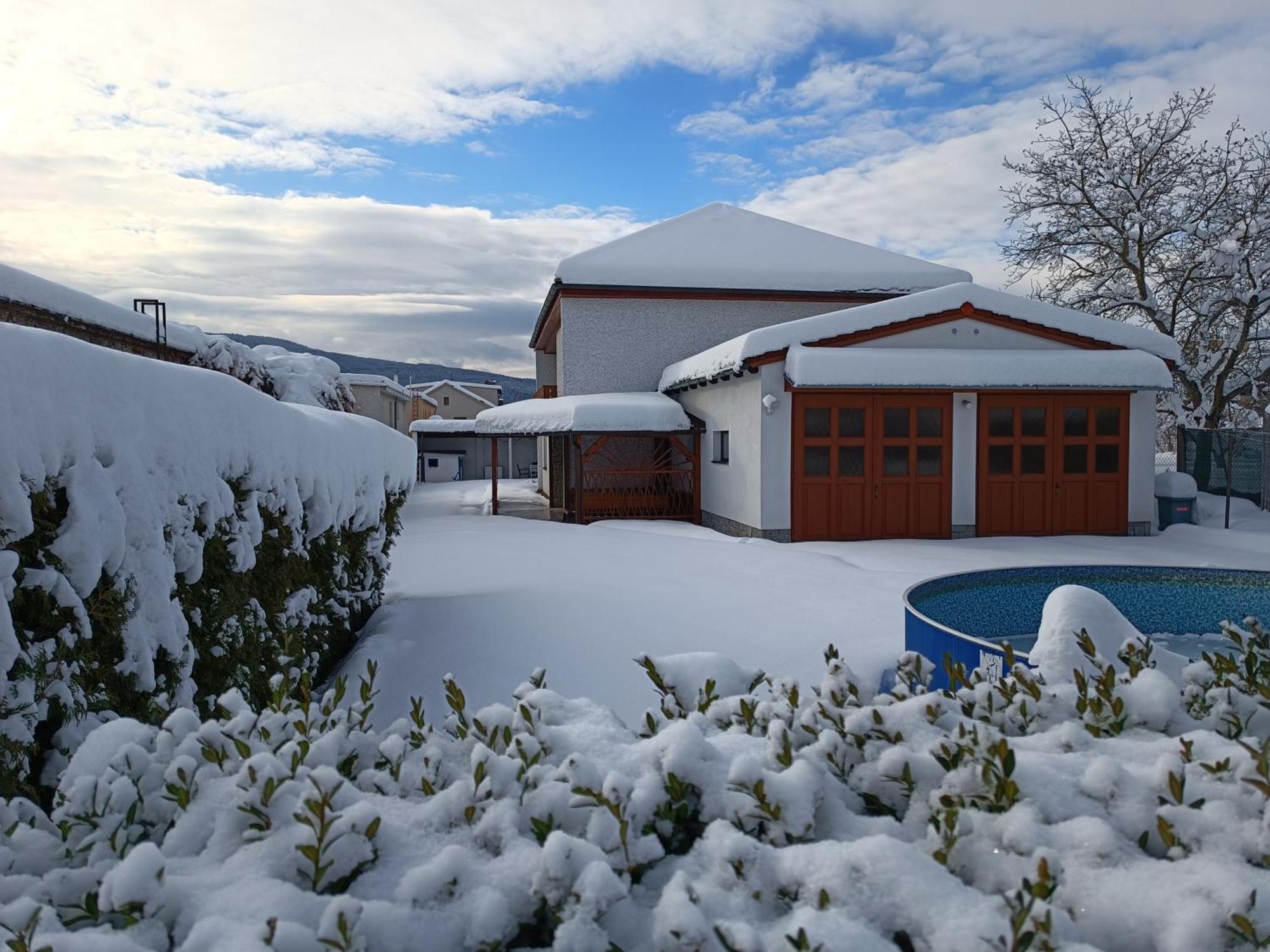 Vila Caba Kremze Buitenkant foto